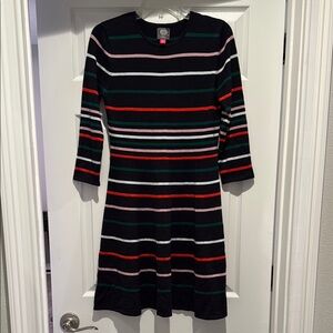 Vince Camuto Black and White Sheath Dress with Cuffed 3/4 Sleeves